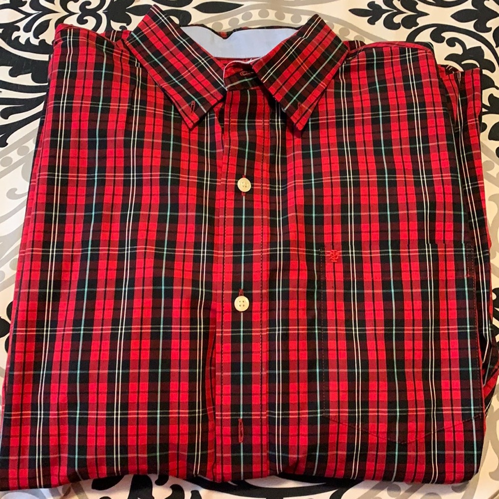 Men’s plaid 100% cotton button down